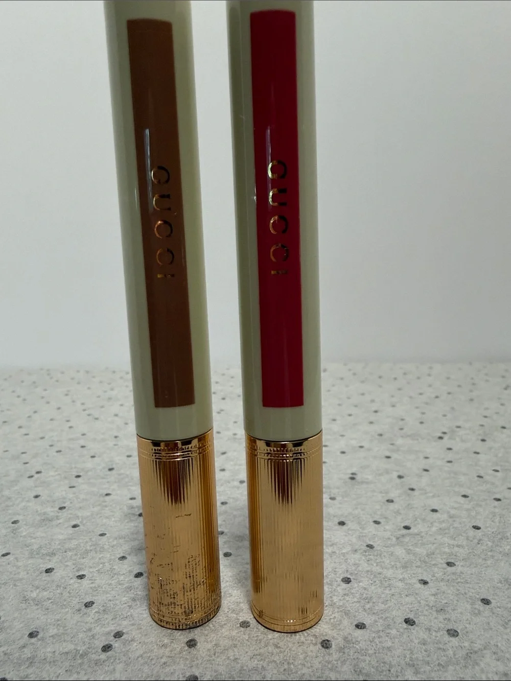 Gucci 415 & 226 lipstick Gloss Set with Gold Accents